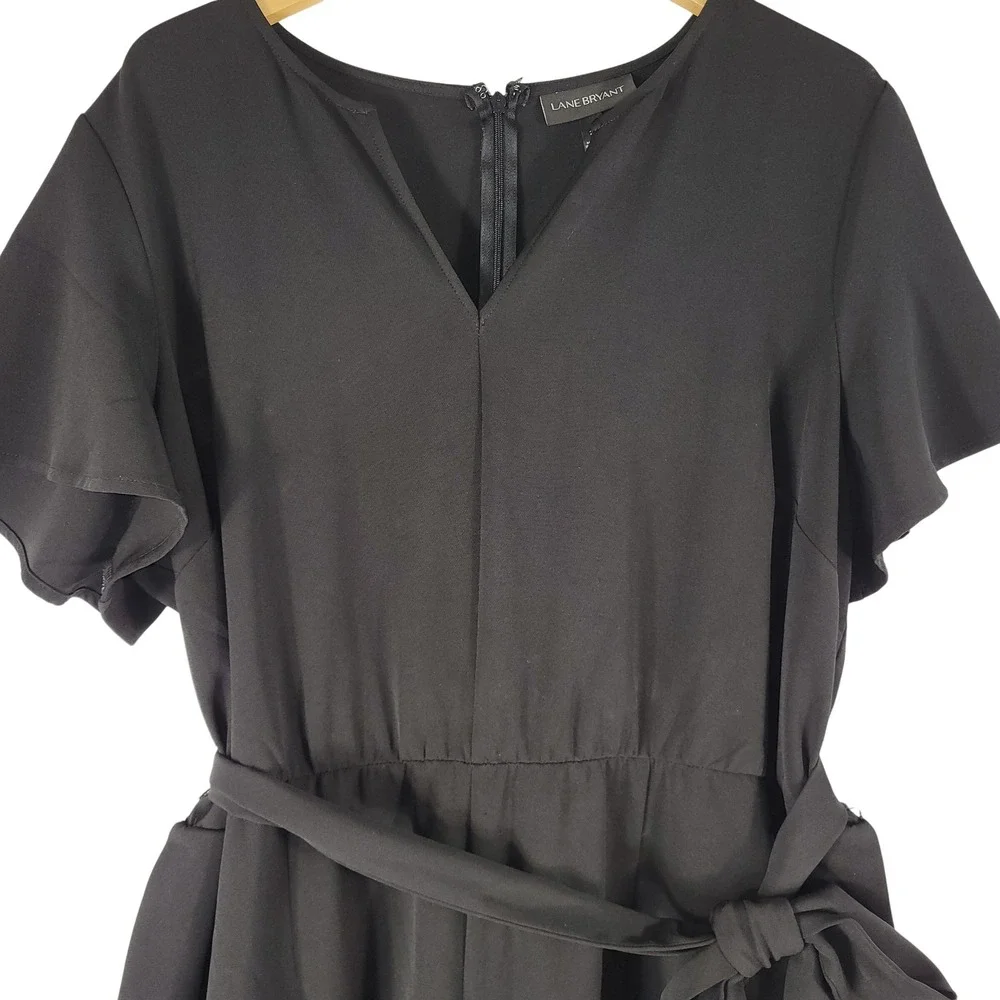 Lane Bryant Jumpsuit Women 22 Black Flutter Sleeve V-Neck Belted Cropped Chic